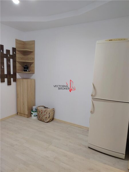 Garsoniera zona Rond Baba Novac