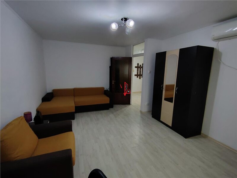 Garsoniera zona Rond Baba Novac