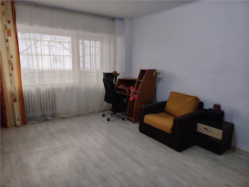 Garsoniera zona Rond Baba Novac